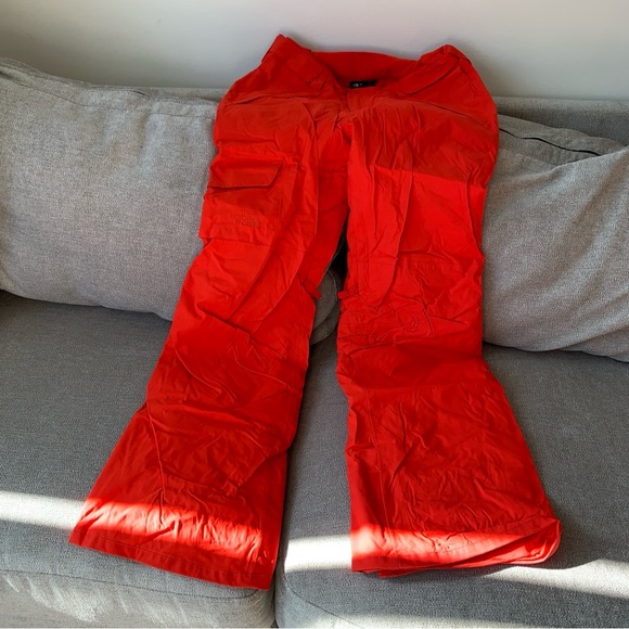 【The North Face】Snowboard/Ski Pants 99 NEW!!!! - Picture 1 of 4